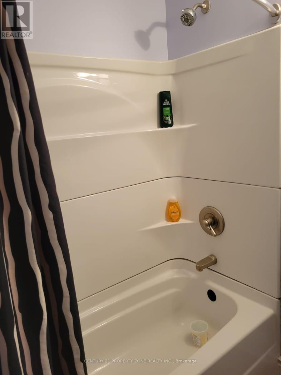 180 Thames Street E, Chatham-Kent, Ontario  N7M 2Y8 - Photo 43 - X12602070