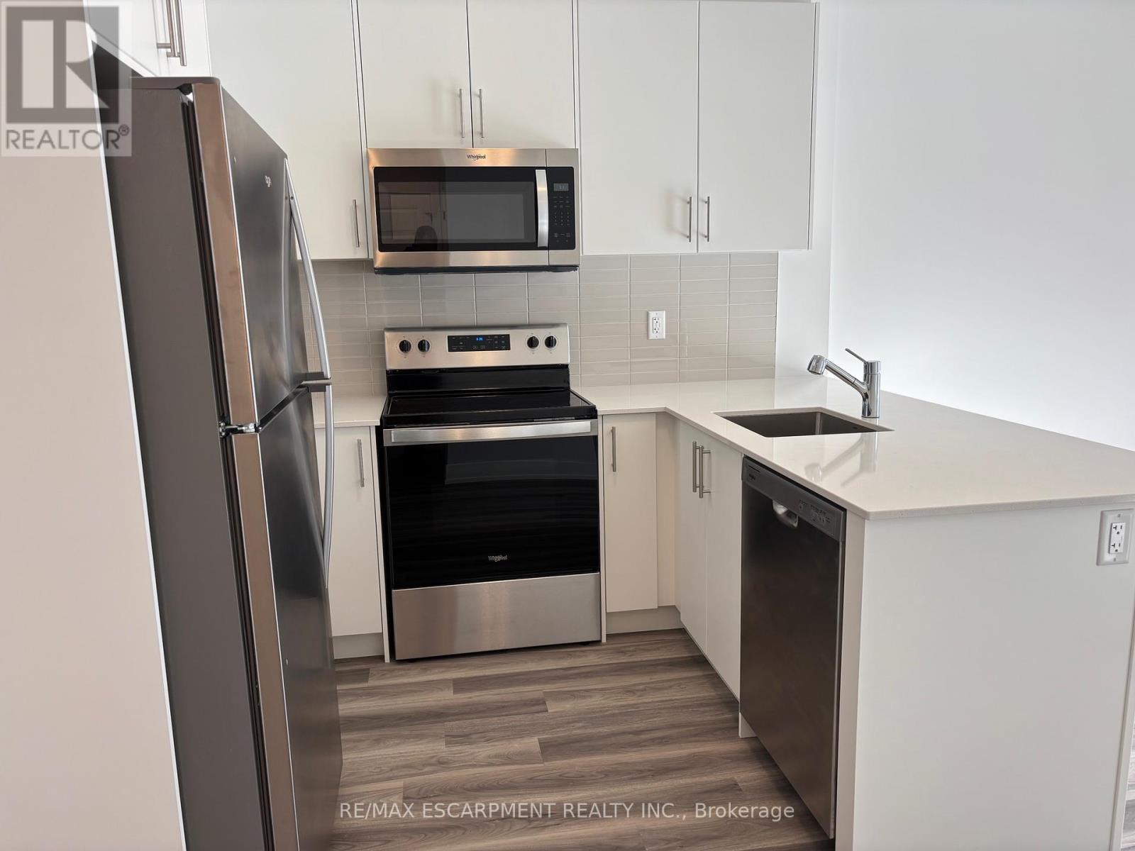 211 - 1100 Lackner Place, Kitchener, Ontario  N2A 4G3 - Photo 12 - X12602080