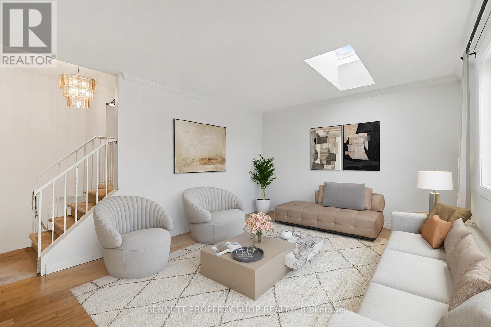 18 Shetland Way, Ottawa, Ontario  K2M 1R9 - Photo 8 - X12598234