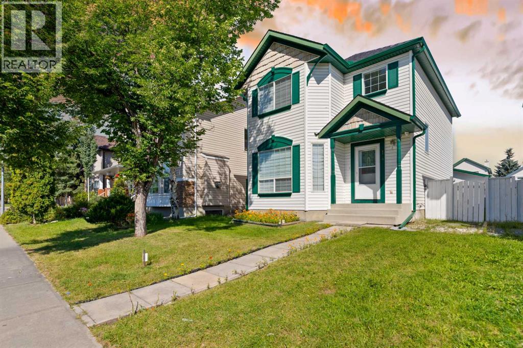 14 Tarington Park Ne, Calgary, Alberta  T3J 3V6 - Photo 2 - A2258667