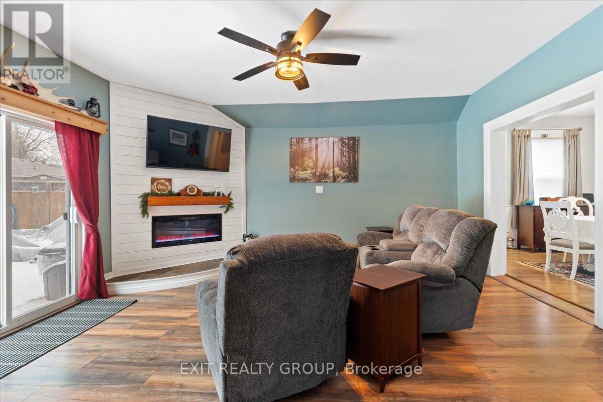 391 Thomas Street, Deseronto, Ontario  K0K 1X0 - Photo 6 - X12602090