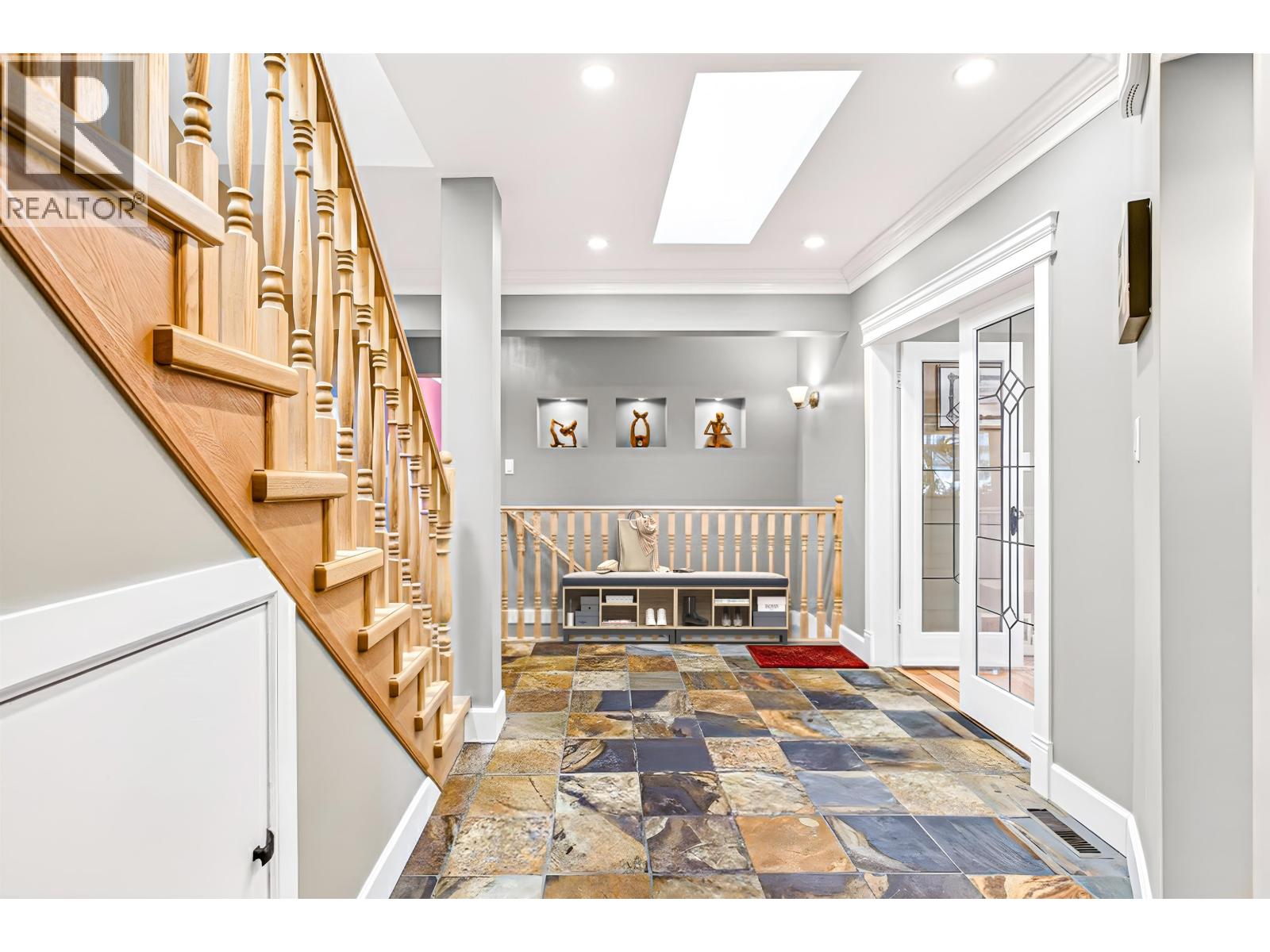 2050 Sperling Avenue, Burnaby, British Columbia  V5B 4K5 - Photo 6 - R3072091