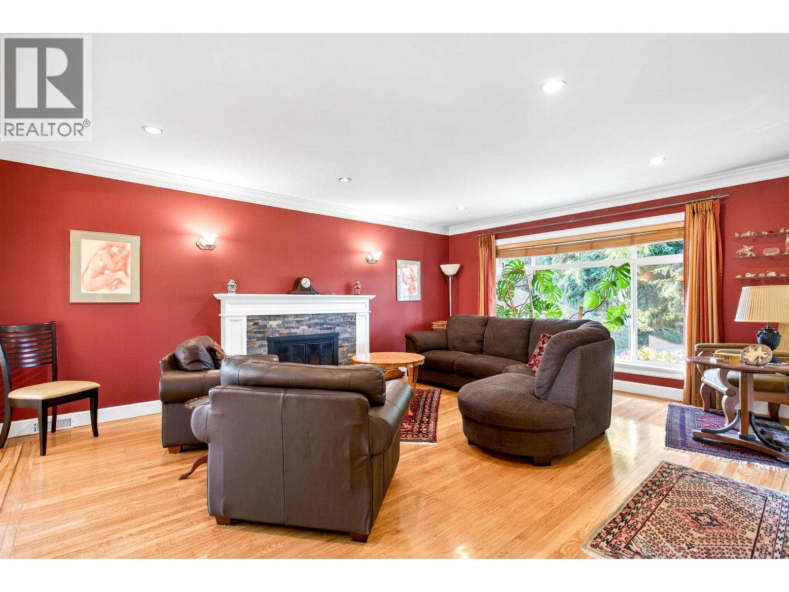 2050 Sperling Avenue, Burnaby, British Columbia  V5B 4K5 - Photo 12 - R3072091