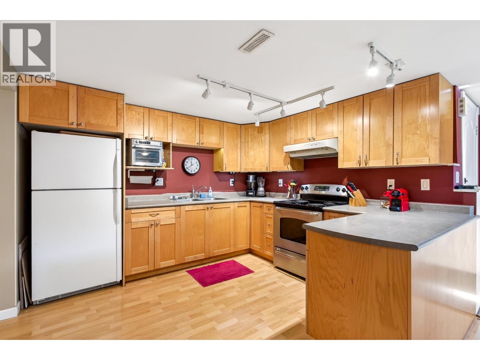 2050 Sperling Avenue, Burnaby, British Columbia  V5B 4K5 - Photo 31 - R3072091