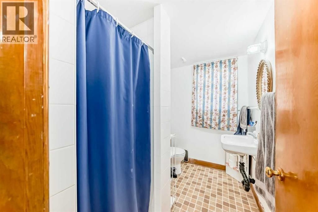 227 31 Avenue Ne, Calgary, Alberta  T2E 2G1 - Photo 17 - A2271607