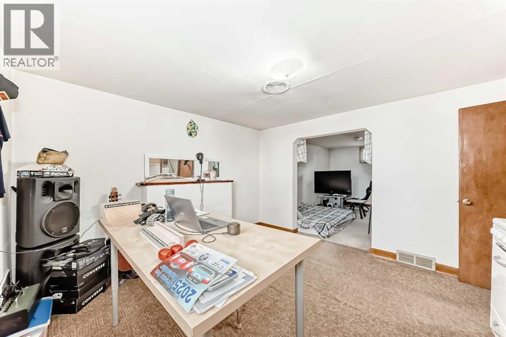 227 31 Avenue Ne, Calgary, Alberta  T2E 2G1 - Photo 23 - A2271607