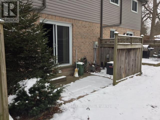 4 - 1294 Byron Baseline Road W, London South, Ontario  N6K 4G8 - Photo 11 - X12602144
