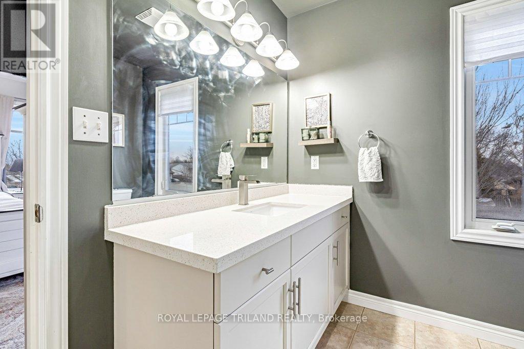 14 Penhale Avenue N, St. Thomas, Ontario  N5R 5M9 - Photo 20 - X12602182