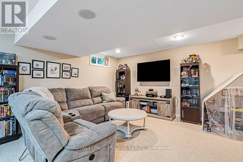 14 Penhale Avenue N, St. Thomas, Ontario  N5R 5M9 - Photo 29 - X12602182