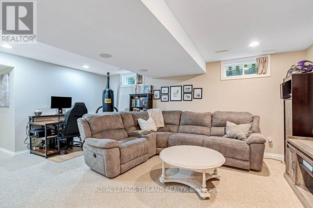 14 Penhale Avenue N, St. Thomas, Ontario  N5R 5M9 - Photo 31 - X12602182