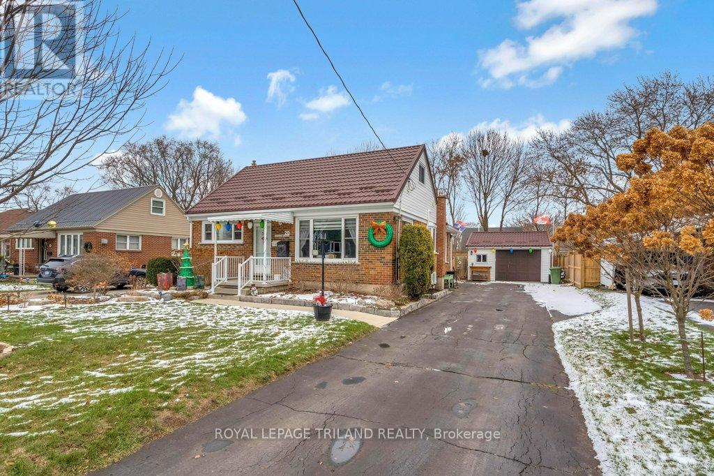 20 Dieppe Drive, St. Thomas, Ontario  N5R 4G7 - Photo 2 - X12602270