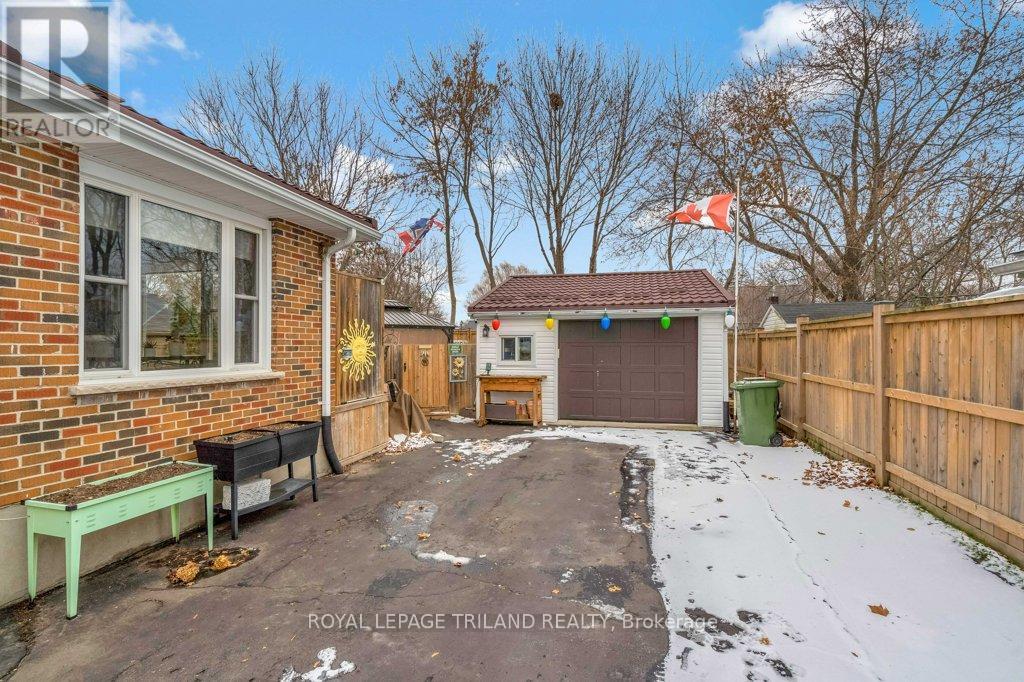 20 Dieppe Drive, St. Thomas, Ontario  N5R 4G7 - Photo 35 - X12602270