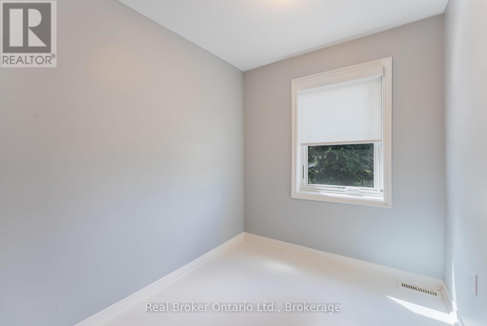 116 Symons Street, Toronto, Ontario M8V 1V2 - Photo 16 - W12602172