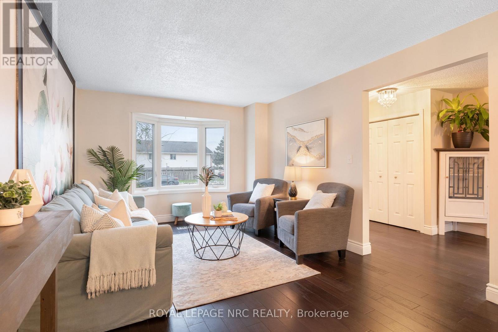 51 Briarsdale Crescent, Welland, Ontario L3C 6S7 - Photo 11 - X12602118