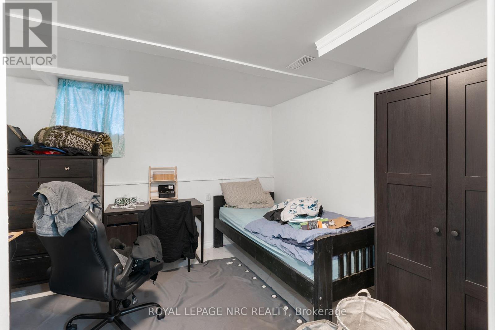 51 Briarsdale Crescent, Welland, Ontario L3C 6S7 - Photo 34 - X12602118