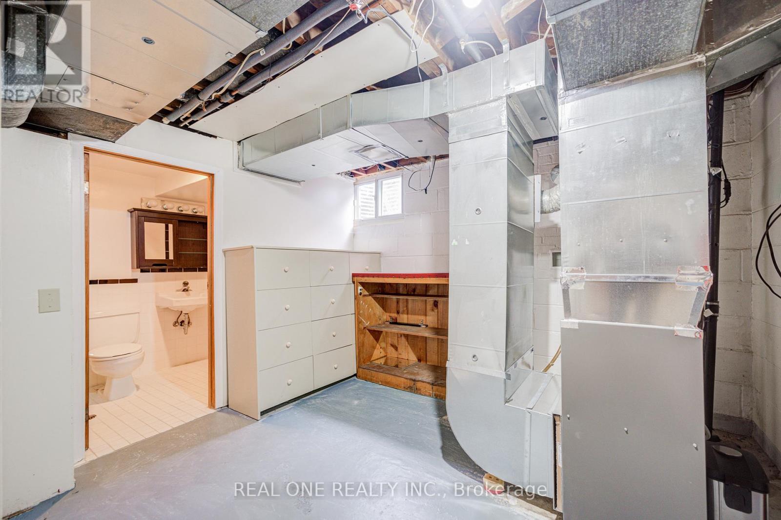 26 Elvaston Drive, Toronto, Ontario M4A 1M9 - Photo 32 - C12601700