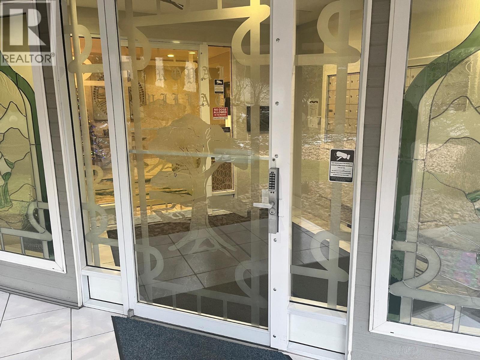 3221 Centennial Drive Unit# 401, Vernon, British Columbia  V1T 2T8 - Photo 2 - 10370533