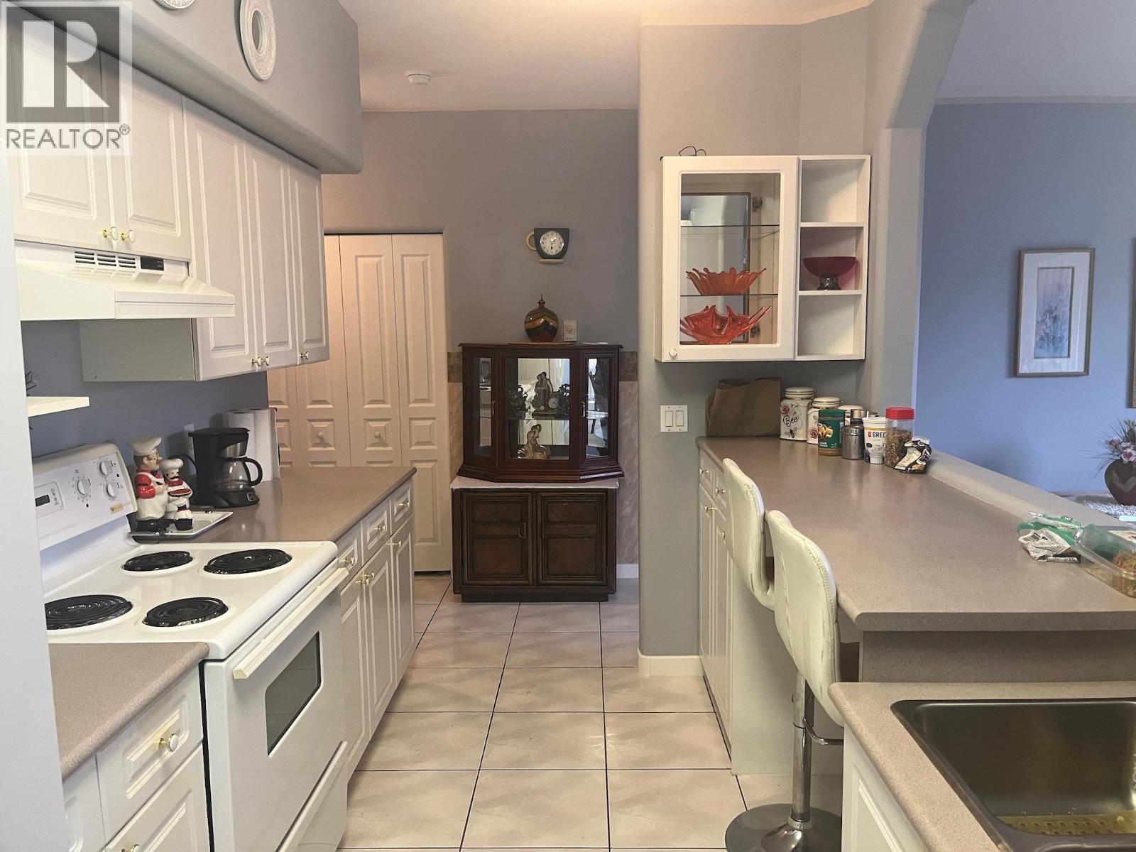 3221 Centennial Drive Unit# 401, Vernon, British Columbia  V1T 2T8 - Photo 8 - 10370533