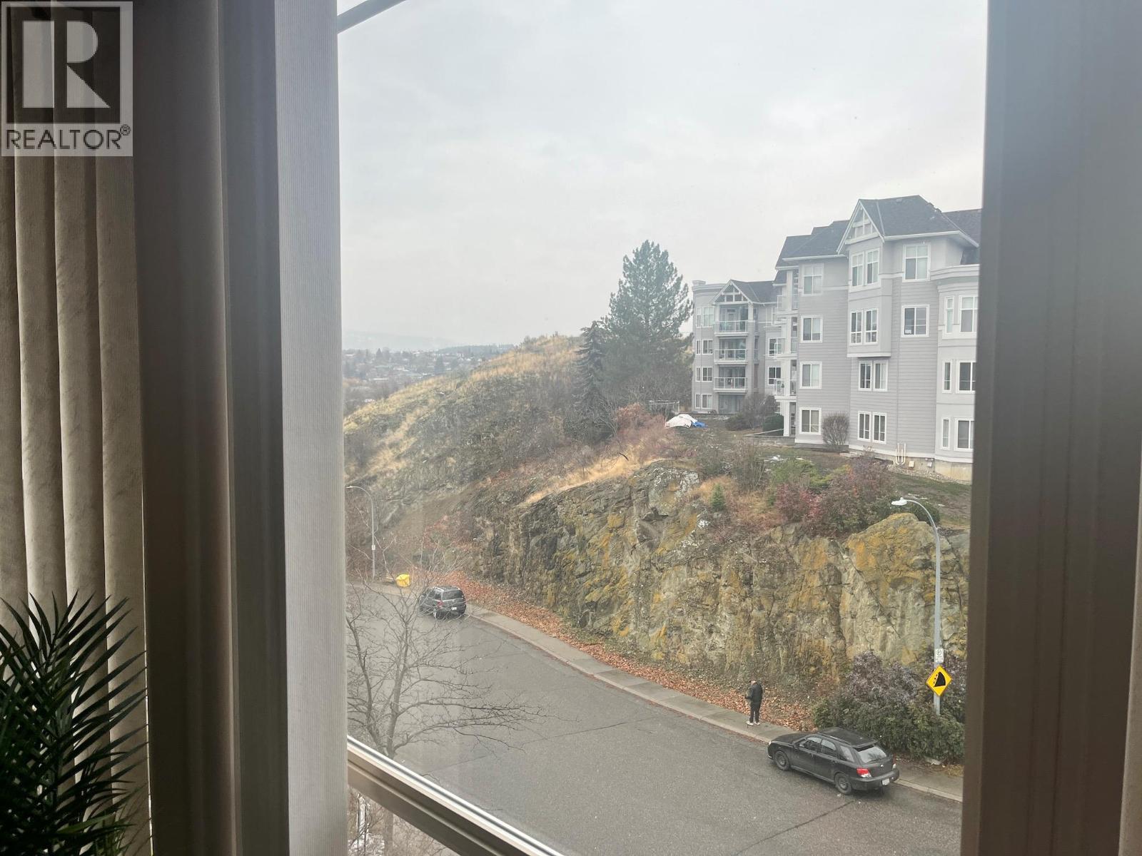 3221 Centennial Drive Unit# 401, Vernon, British Columbia  V1T 2T8 - Photo 14 - 10370533