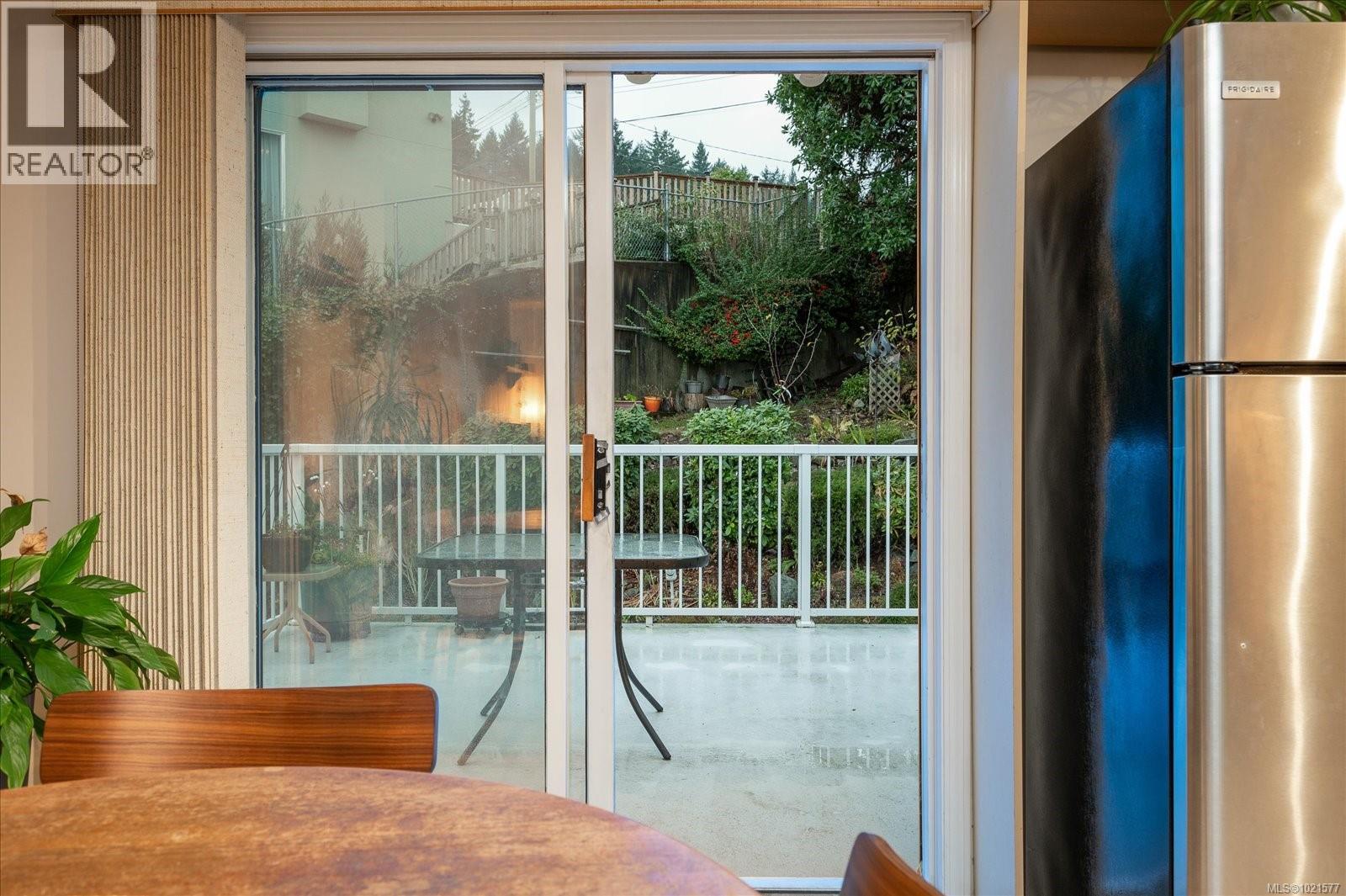 1085 College Dr, Nanaimo, British Columbia  V9R 5V5 - Photo 11 - 1021577