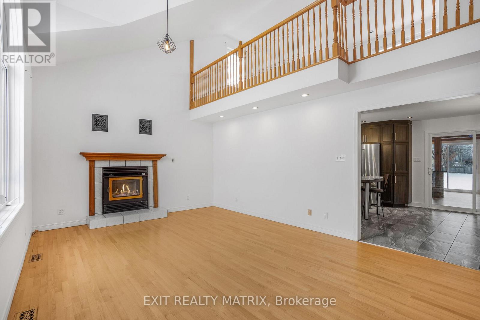 1650 Gourley Road, East Hawkesbury, Ontario  K6A 2R2 - Photo 5 - X12602164