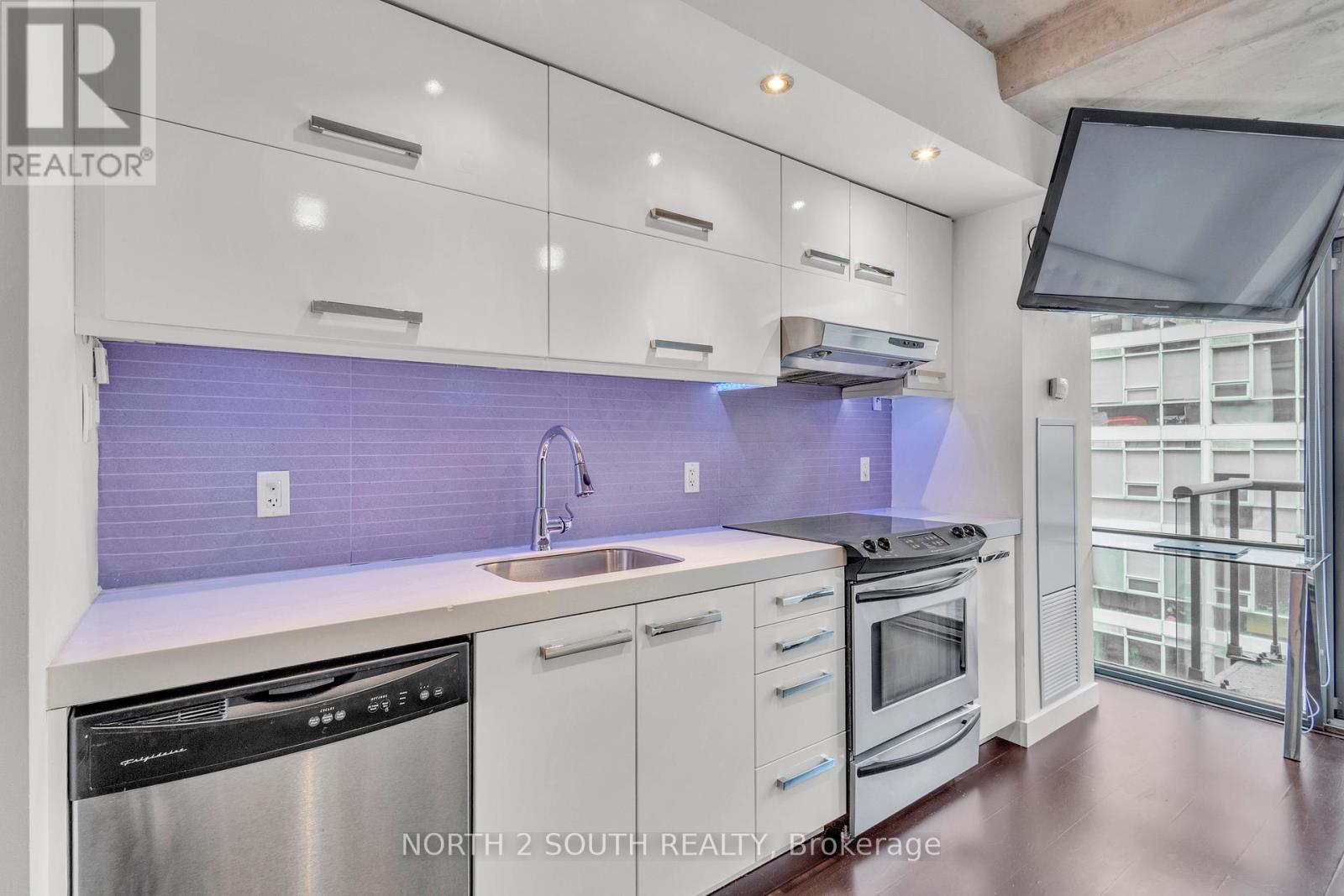 524 - 55 Stewart Street, Toronto, Ontario  M5V 2V1 - Photo 9 - C12602094