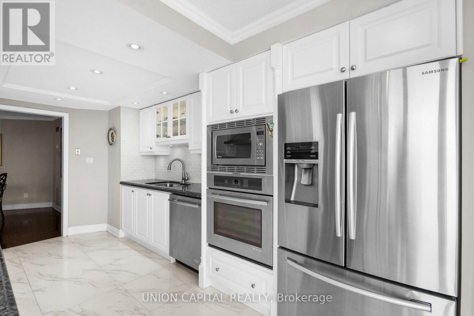 2405 - 85 Skymark Drive, Toronto, Ontario  M2H 3P2 - Photo 19 - C12602190