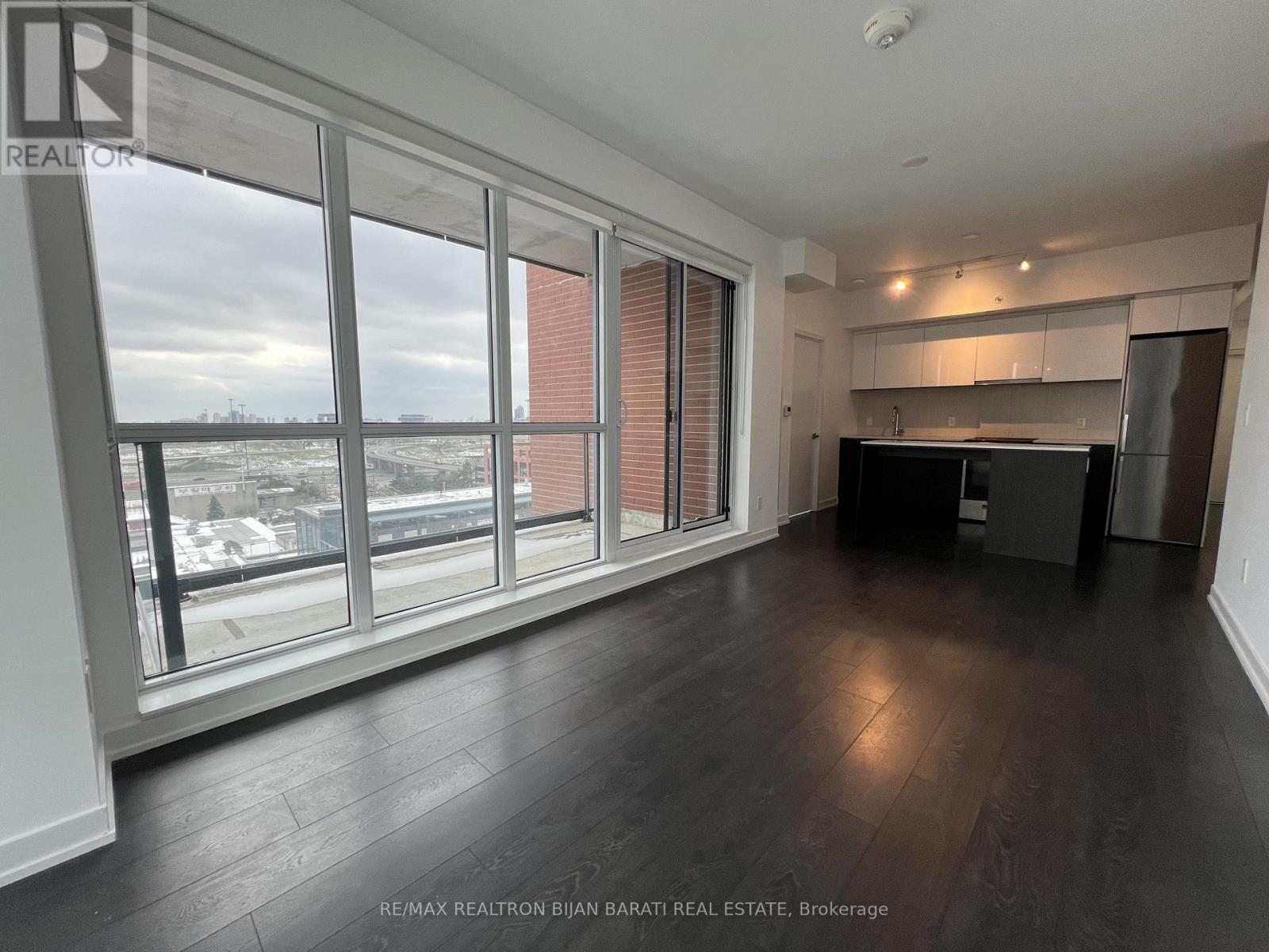 1021 - 31 Tippett Road, Toronto, Ontario  M3H 0C8 - Photo 5 - C12602192