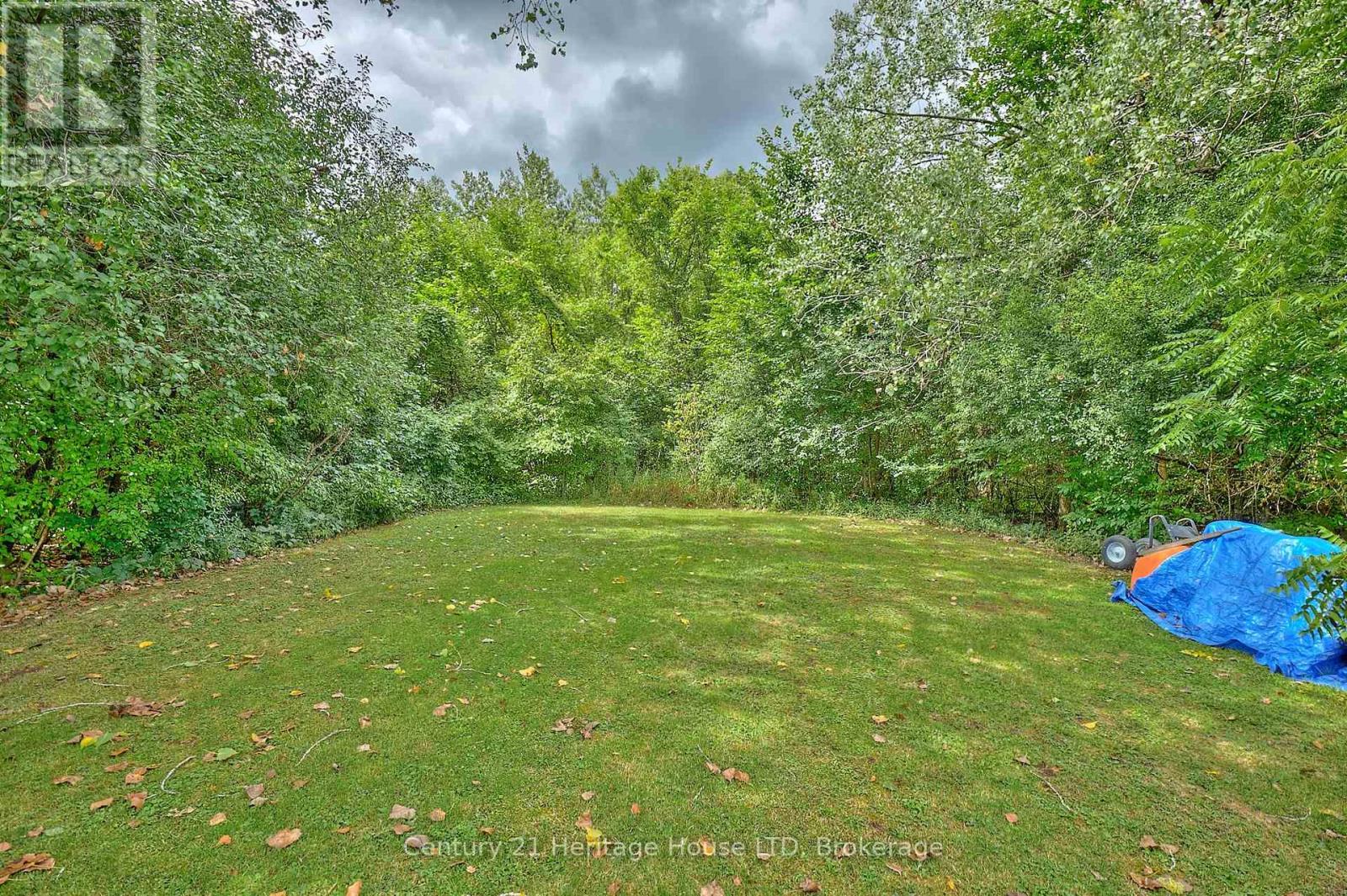 690 Bridge Street, Fort Erie, Ontario L2A 5M4 - Photo 25 - X12373802