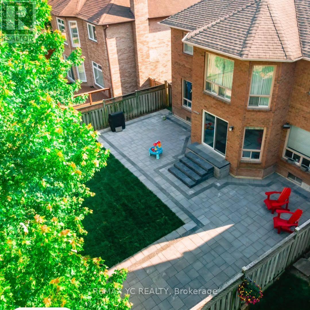 896 Darwin Drive, Pickering, Ontario  L1X 2P8 - Photo 12 - E12602104