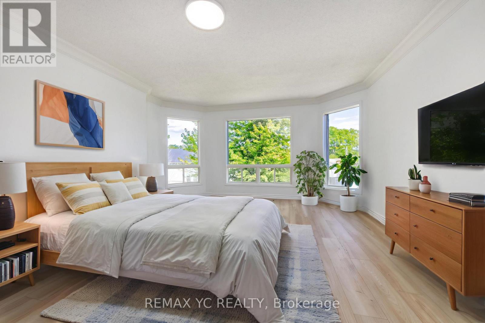 896 Darwin Drive, Pickering, Ontario  L1X 2P8 - Photo 14 - E12602104