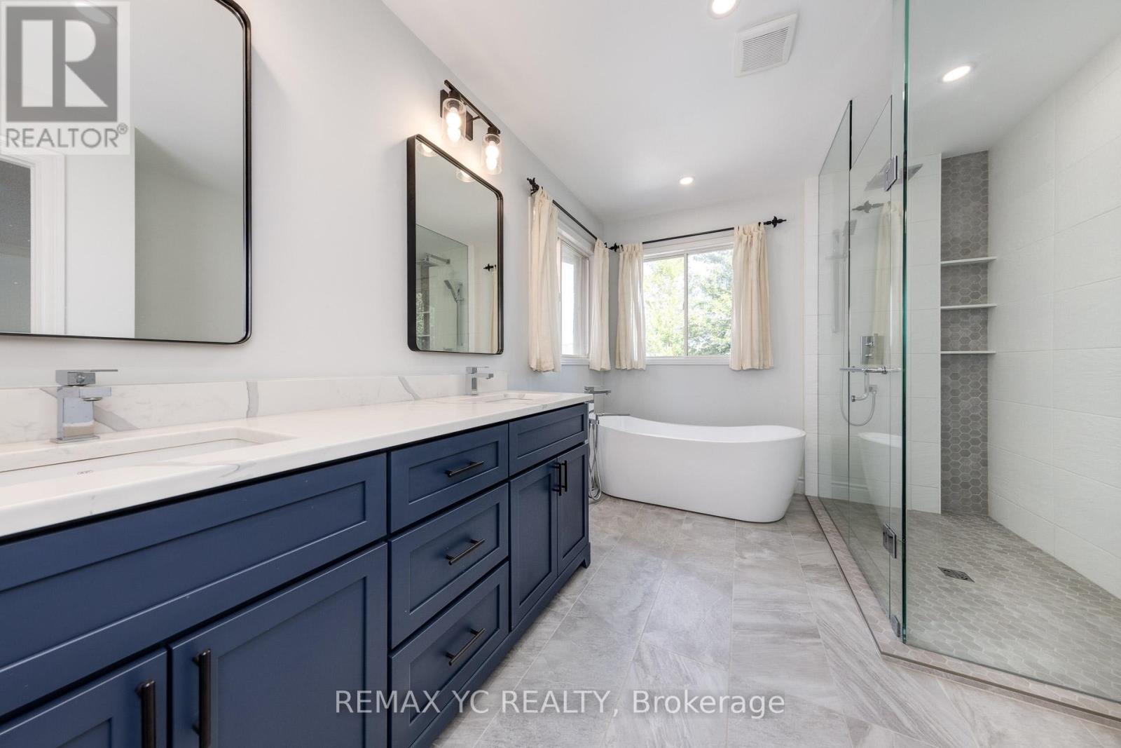 896 Darwin Drive, Pickering, Ontario  L1X 2P8 - Photo 16 - E12602104