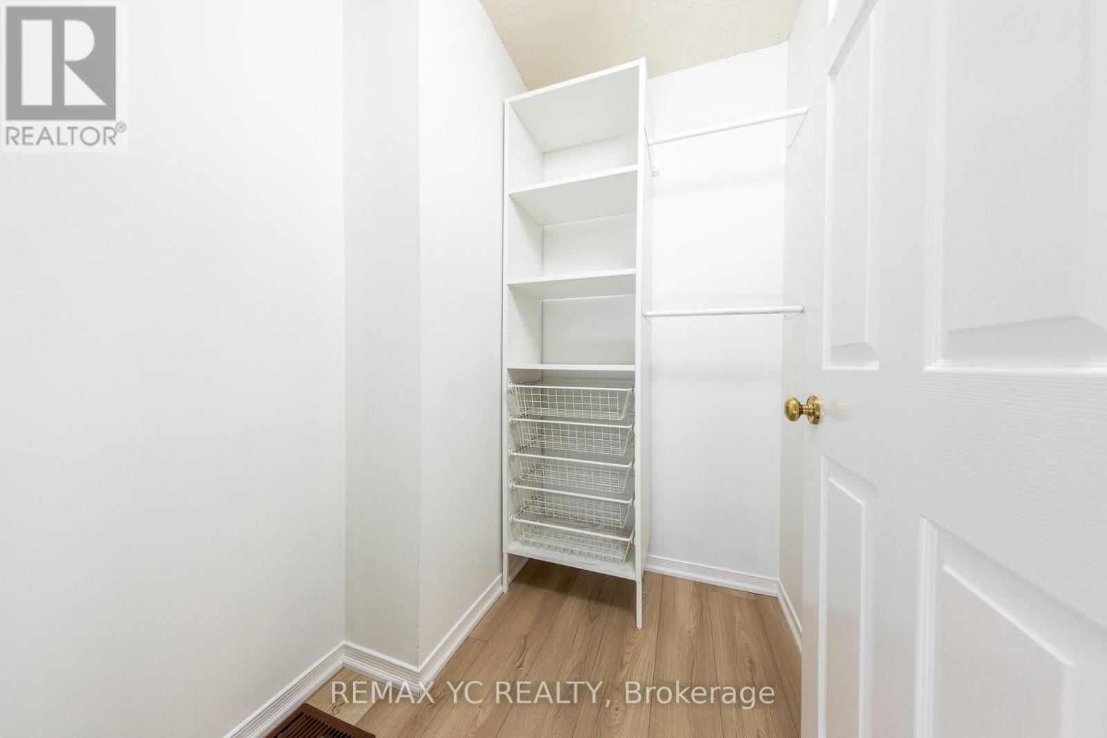 896 Darwin Drive, Pickering, Ontario  L1X 2P8 - Photo 20 - E12602104