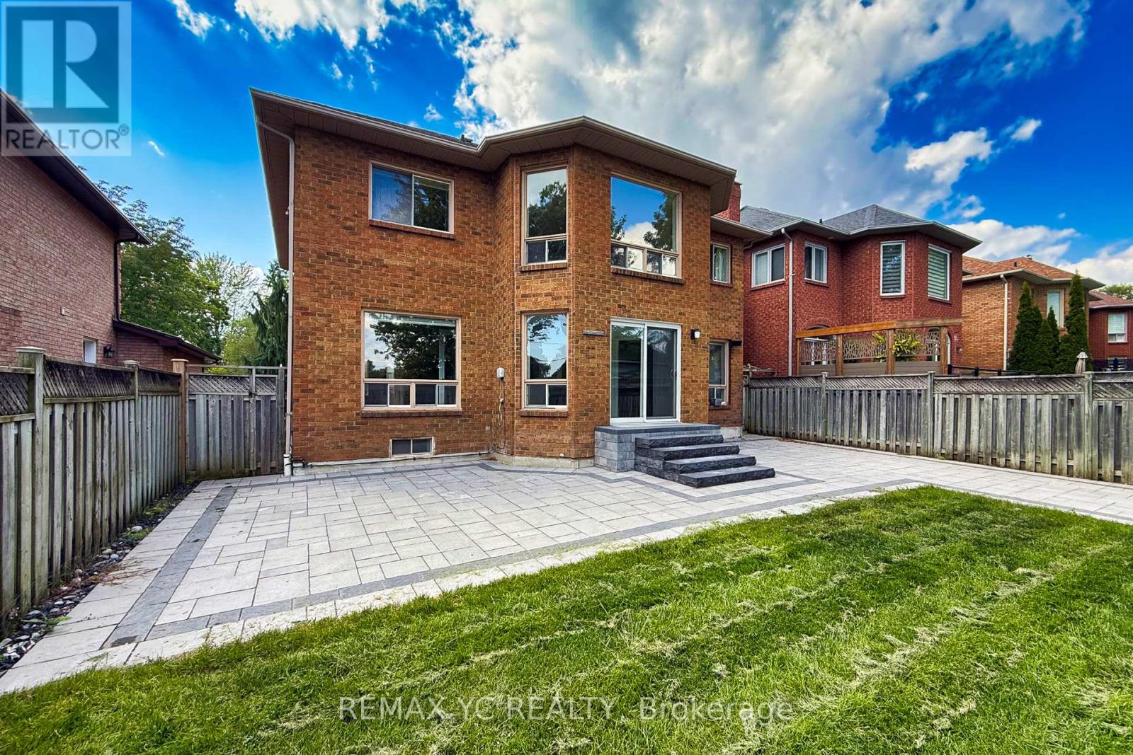 896 Darwin Drive, Pickering, Ontario  L1X 2P8 - Photo 29 - E12602104