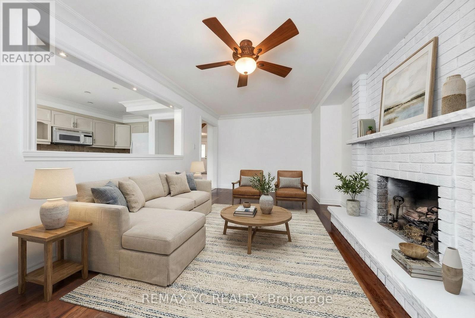 896 Darwin Drive, Pickering, Ontario  L1X 2P8 - Photo 5 - E12602104