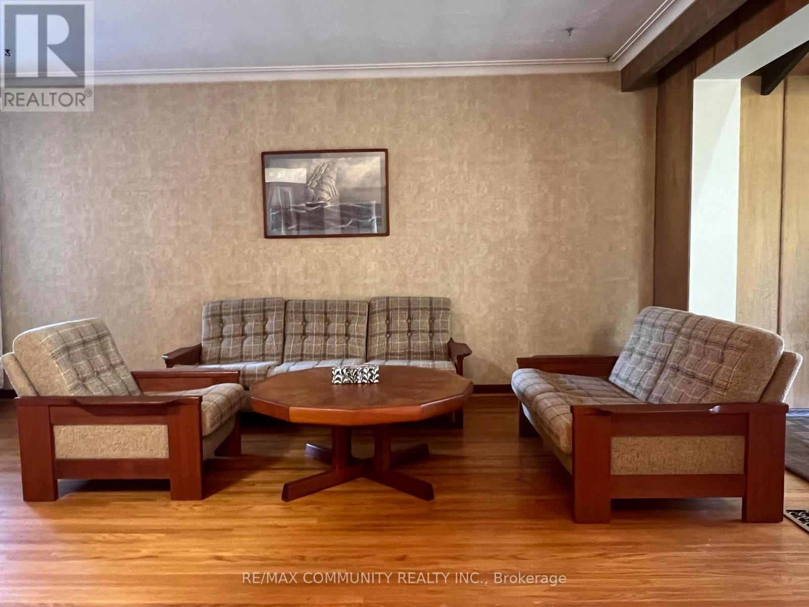 137 Birkdale Road, Toronto, Ontario  M1P 3R7 - Photo 3 - E12602150