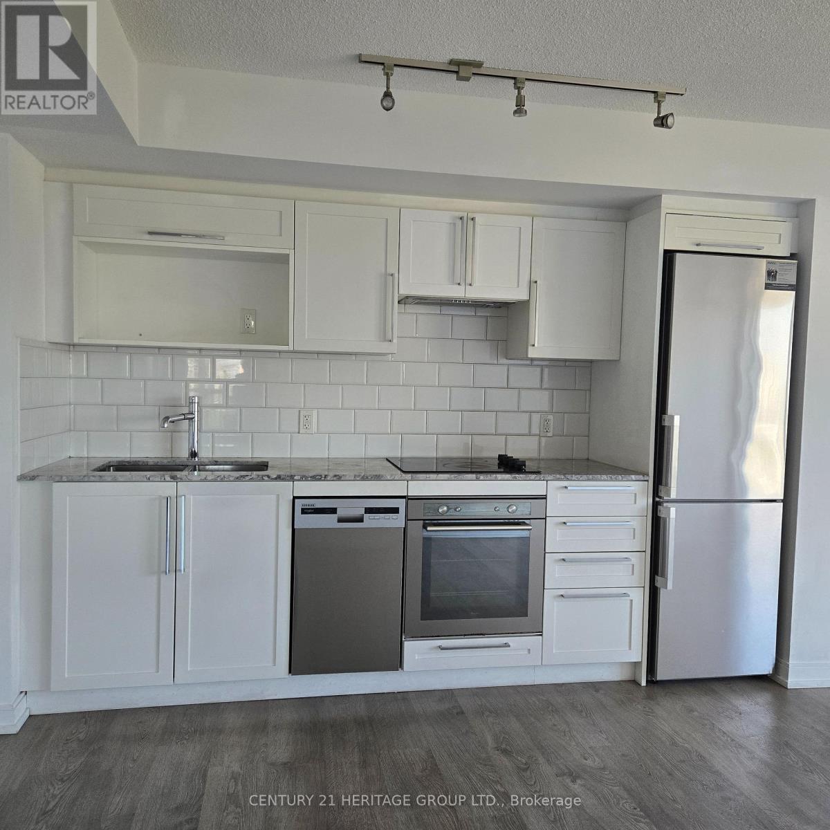 922 - 275 Village Green Square, Toronto, Ontario  M1S 0L8 - Photo 13 - E12602194