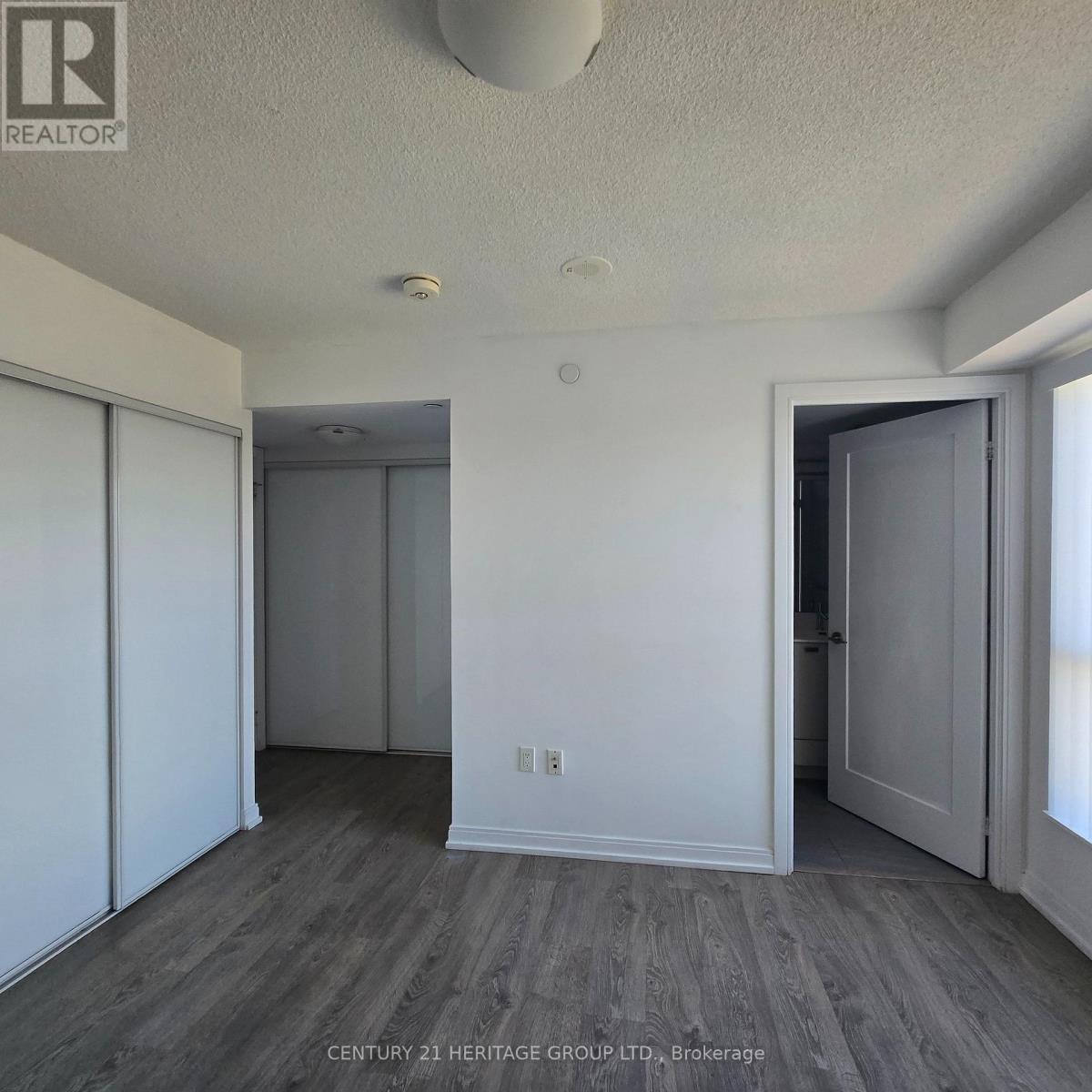 922 - 275 Village Green Square, Toronto, Ontario  M1S 0L8 - Photo 17 - E12602194