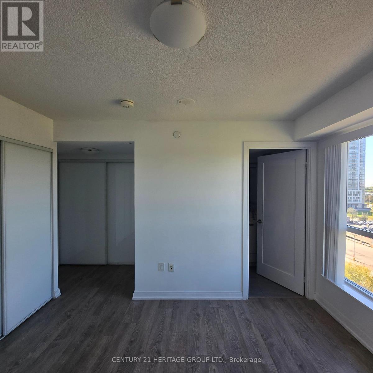 922 - 275 Village Green Square, Toronto, Ontario  M1S 0L8 - Photo 18 - E12602194