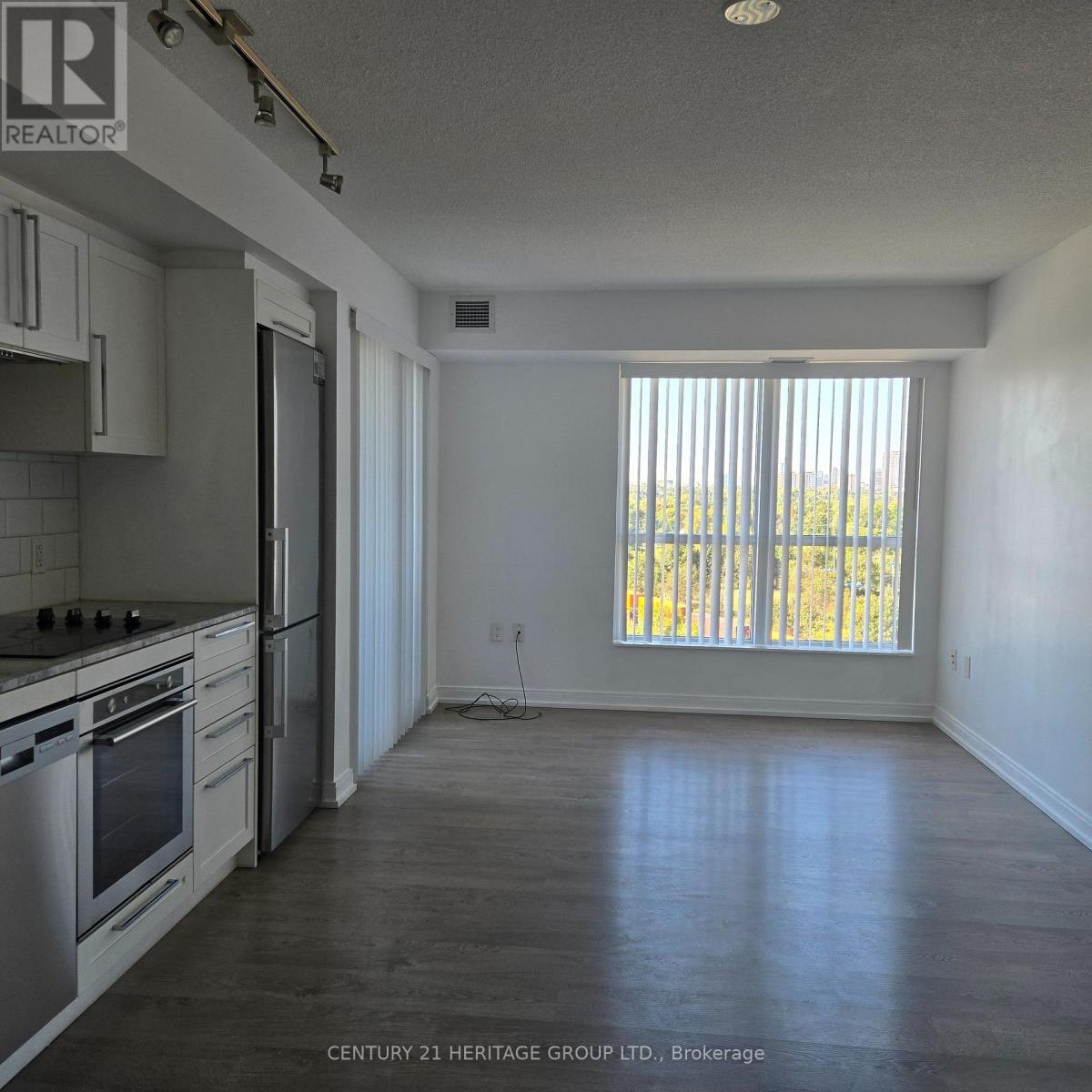 922 - 275 Village Green Square, Toronto, Ontario  M1S 0L8 - Photo 6 - E12602194