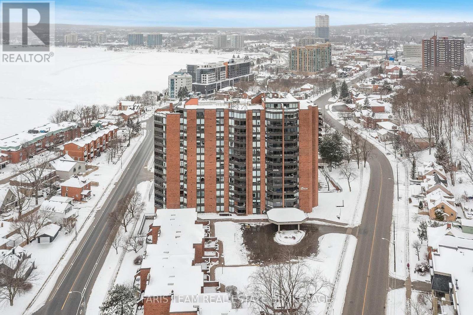 707 - 181 Collier Street, Barrie, Ontario  L4M 5L6 - Photo 3 - S12498770