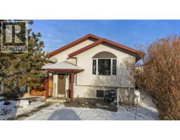 10 Halsall Street Hewlett Park, Sylvan Lake, Ca