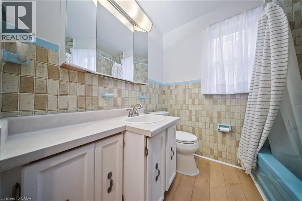 186 Huxley Avenue S, Hamilton, Ontario  L8K 2R3 - Photo 10 - 40791920