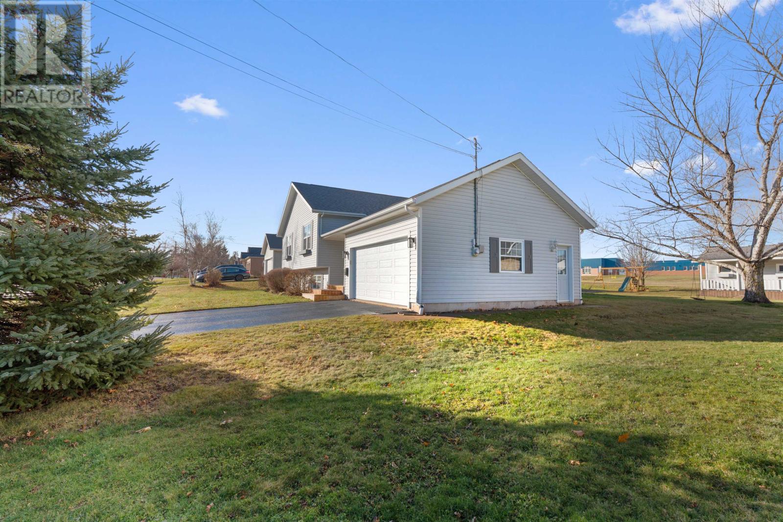 30 Century Court, Summerside, Prince Edward Island C1N 6N6 - Photo 6 - 202529059