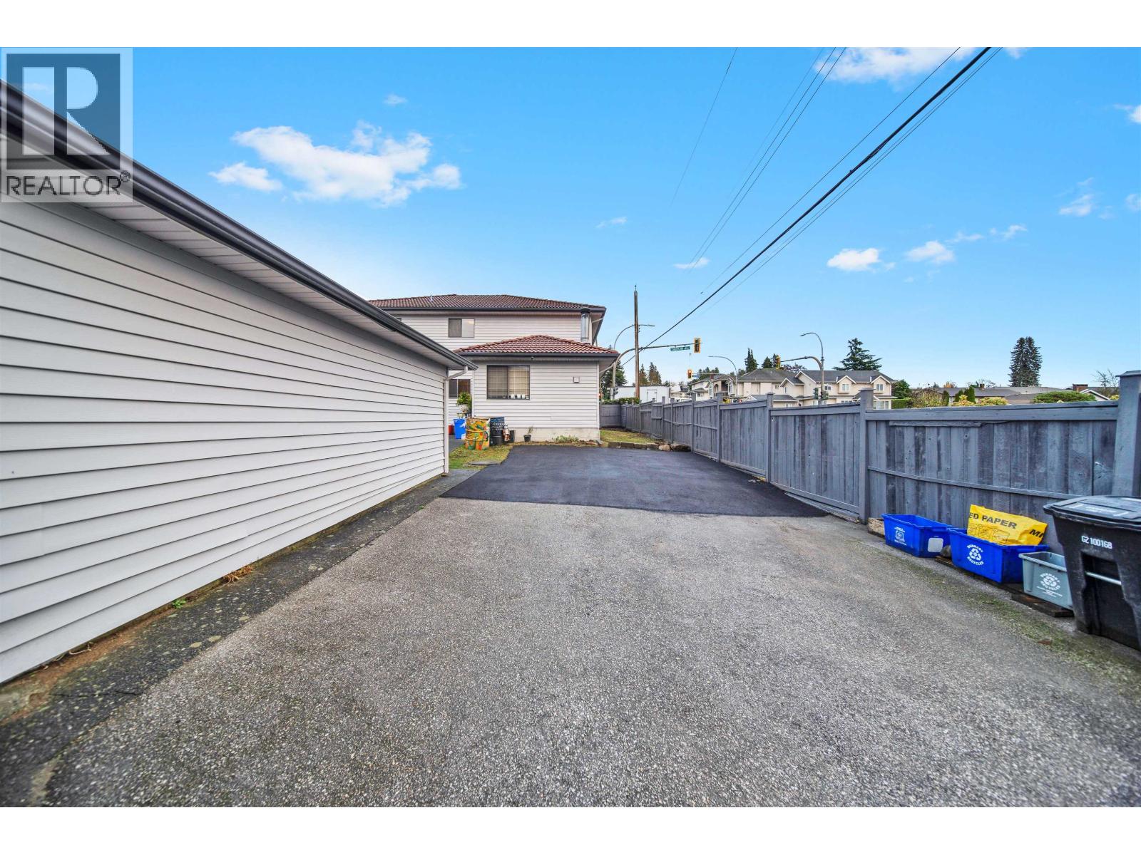 7893 Cumberland Street, Burnaby, British Columbia V3N 3Y6 - Photo 24 - R3072209