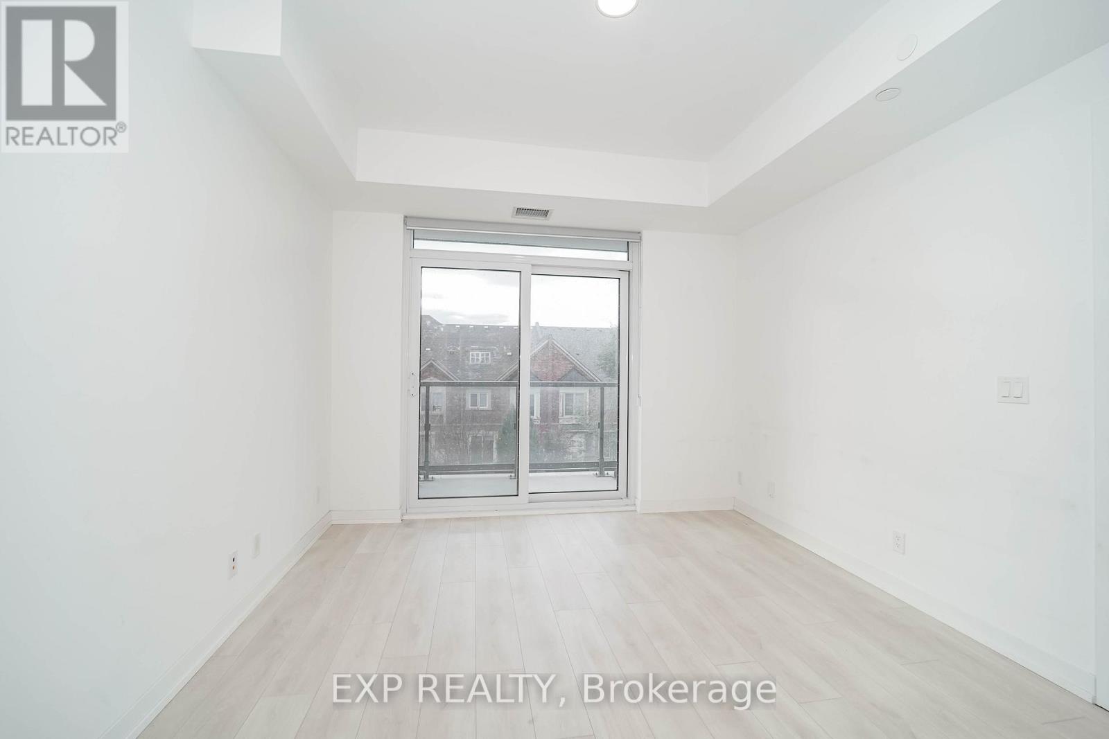 D328 - 8 Beverley Glen Boulevard, Vaughan, Ontario  L4J 0L5 - Photo 12 - N12602088