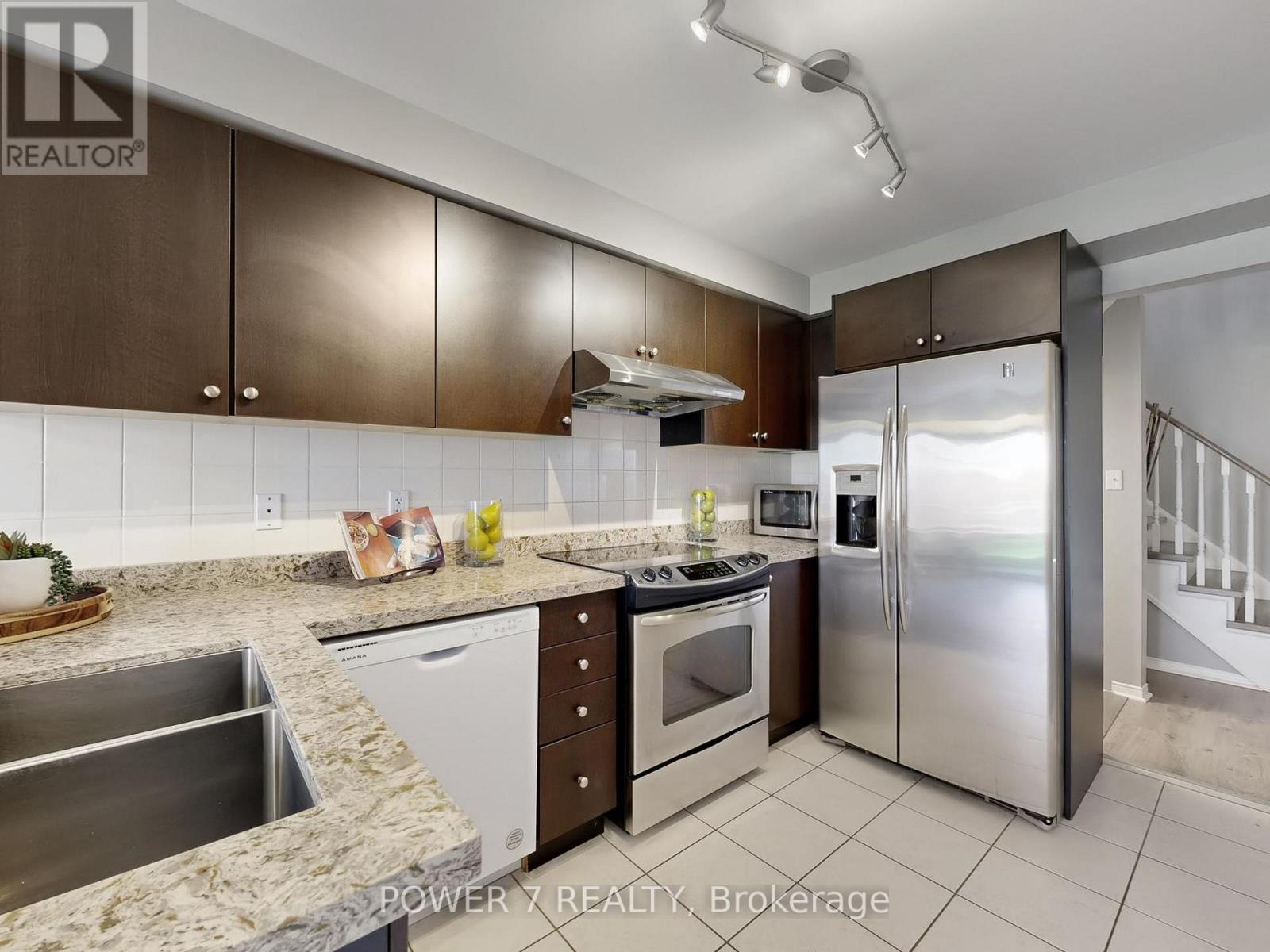 287 Penndutch Circle, Whitchurch-Stouffville, Ontario  L4A 0P1 - Photo 14 - N12602098