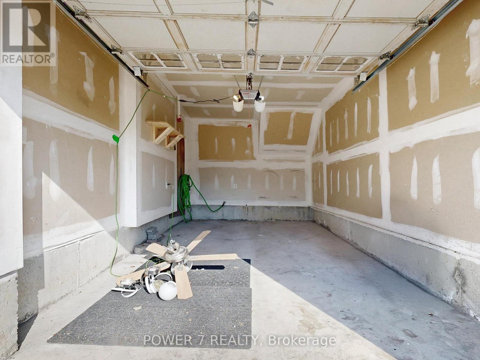 287 Penndutch Circle, Whitchurch-Stouffville, Ontario  L4A 0P1 - Photo 38 - N12602098