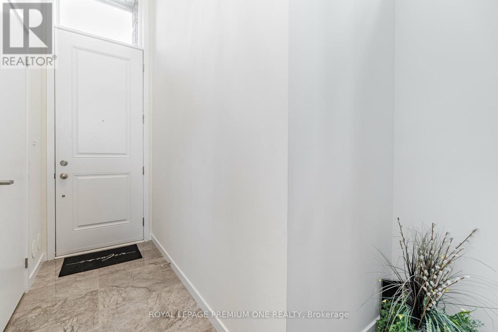 2 Seacoasts Circle, Vaughan, Ontario  L6A 5B6 - Photo 22 - N12602198