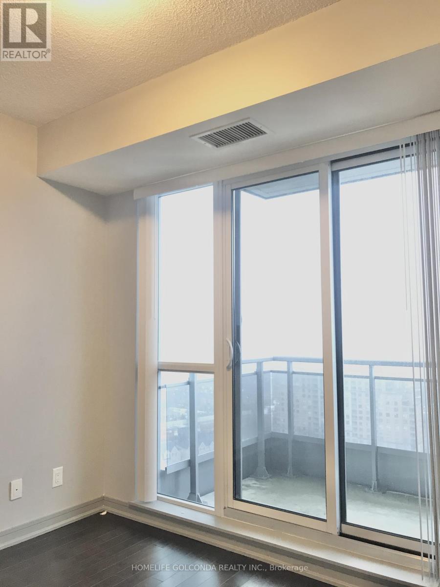 1905 - 9201 Yonge Street, Richmond Hill, Ontario  L4C 1H9 - Photo 12 - N12602216